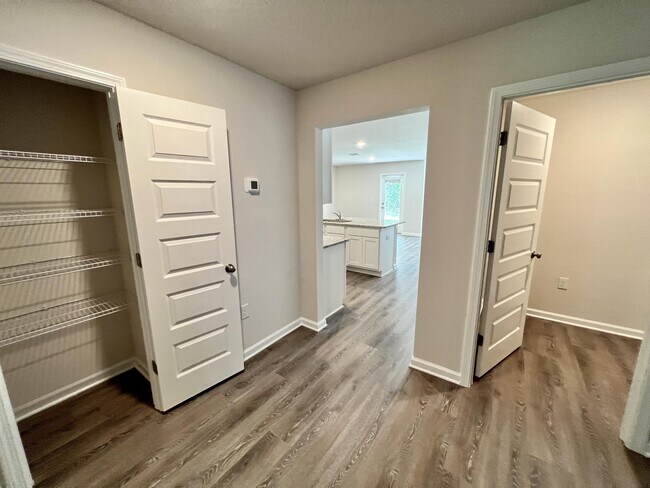 Building Photo - 4119 Whitetail Ln
