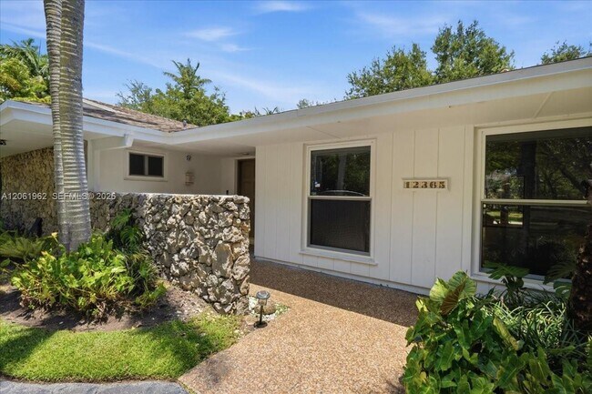 Building Photo - 12365 SW 60th Ct