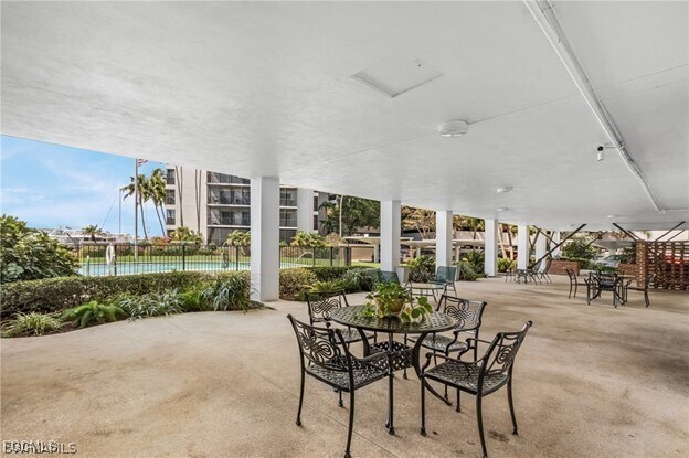 Building Photo - 2350 W First St