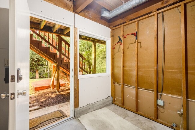 Building Photo - 14841 Densmore Ave N