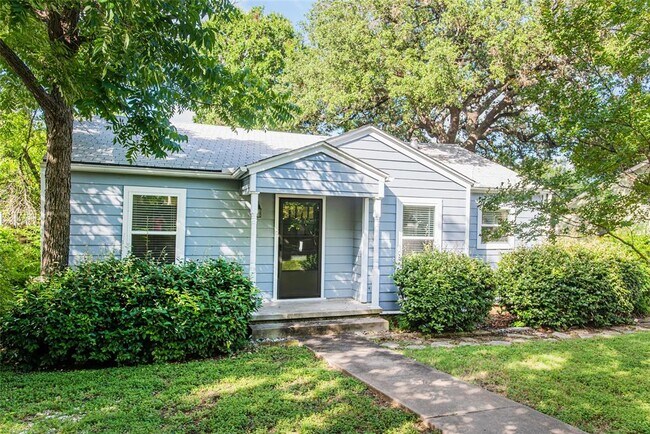 Primary Photo - 1607 W 40th St