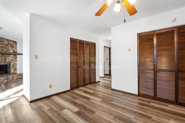 Building Photo - 2202 Richland Prairie Blvd