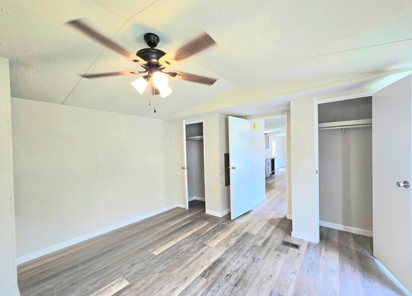 Building Photo - 1114 Lavender Rd