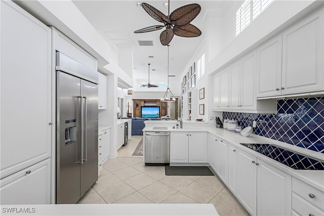 Building Photo - 7968 Grand Bay Dr