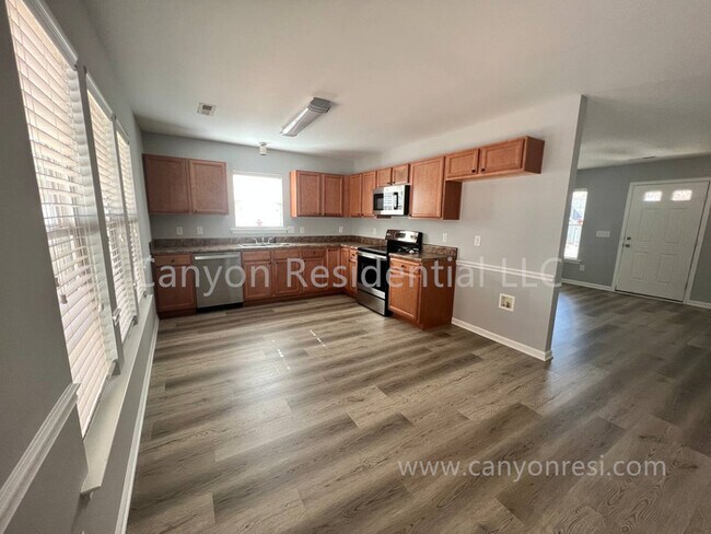 Building Photo - 1837 Pope Hill Ct