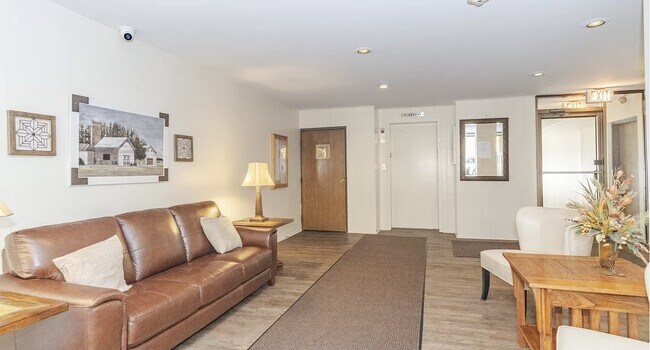 Building entrance lobby with CC-TV and elevator. - 434 Clinton Pl