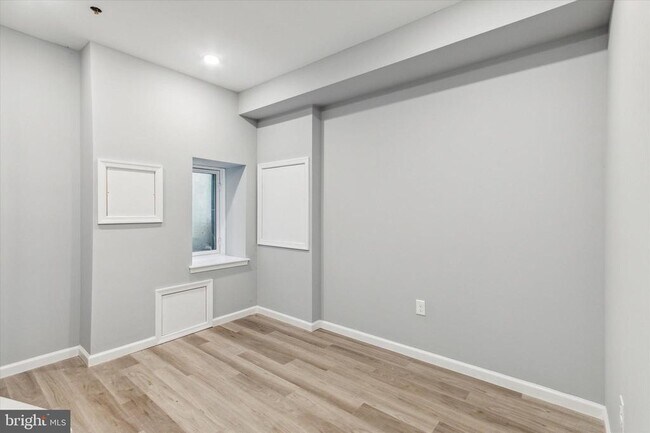 Building Photo - 1407 N 8th St