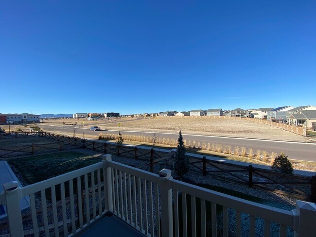 Building Photo - 4 Bed 4 Bathroom Home in Banning Lewis With Fished Basement!!