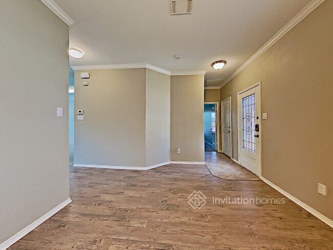 Building Photo - 11920 Summer Springs Dr
