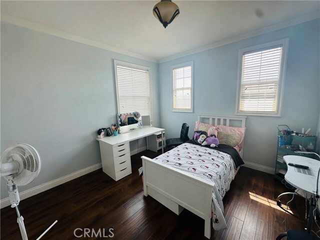 Building Photo - 6478 Emmerdale St