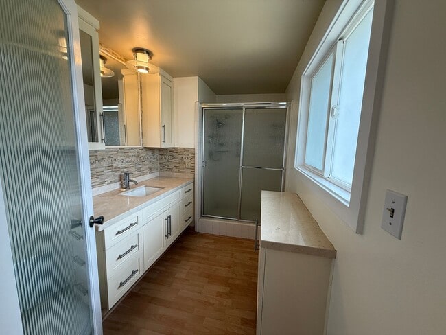 Building Photo - 9235 Creemore Dr