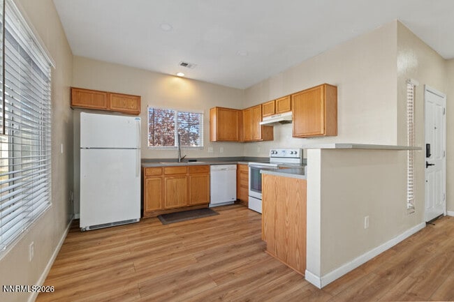 Building Photo - 9435 Stoney Creek Way