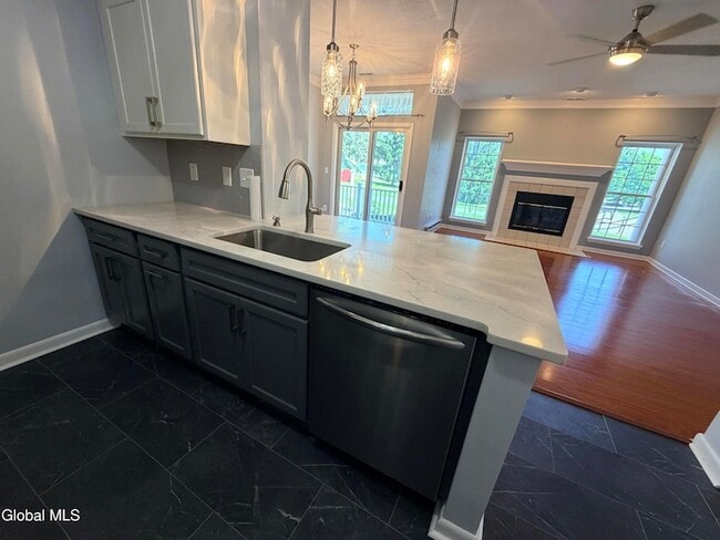 Building Photo - 413 Diamond Rock Cir