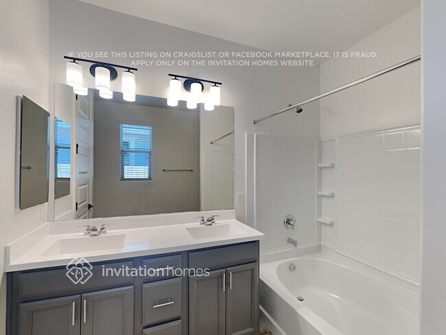 Building Photo - 19648 W Roma Ave