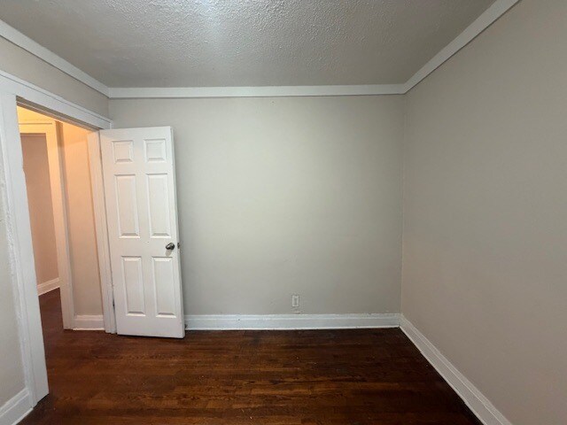 Building Photo - 1241 Bissell St