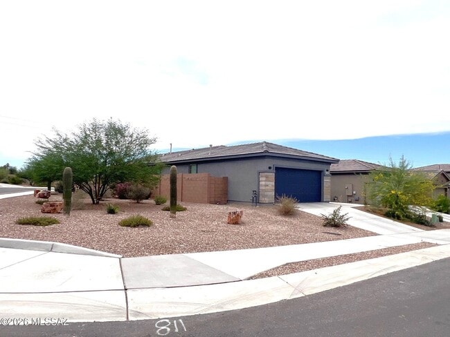 Building Photo - 353 N Spring Flower Dr