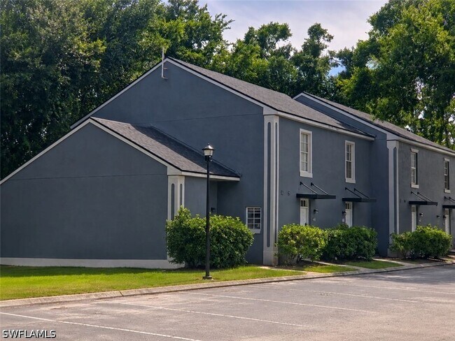 Building Photo - 4426 St Georges Ct