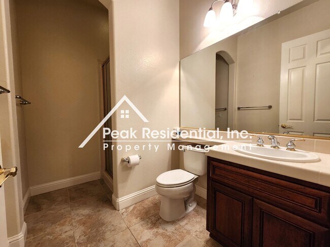 Building Photo - Spacious Folsom 4bd/3ba Home With 3 Car Garage!