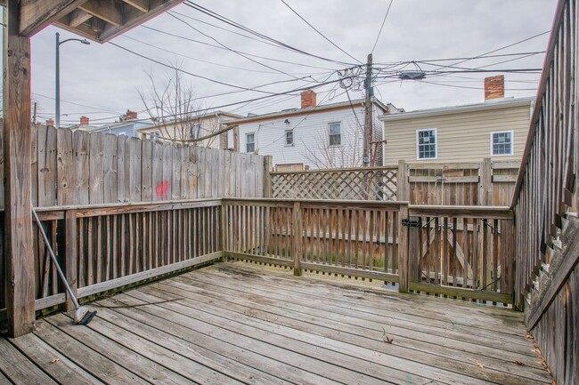 Building Photo - Amazing 2 BR/1 BA Apartment in Trinidad!