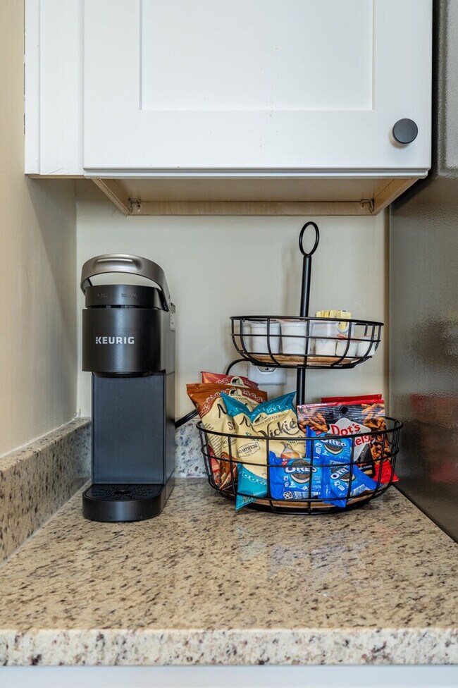 Building Photo - 58 Auburn Dr SW