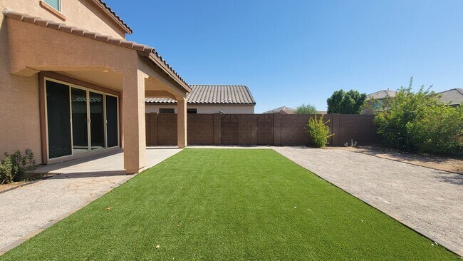Building Photo - Closer to Goodyear than Buckeye! Gorgeous house!