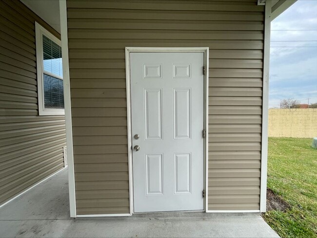 Building Photo - 4 Harbor Cove Ct