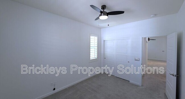 Building Photo - 2632 S Tobin