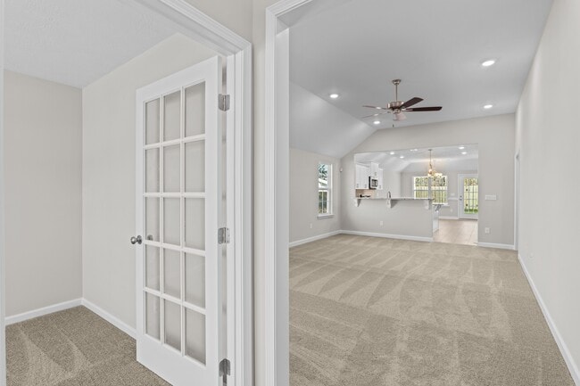 Building Photo - 1321-1321 Elbron Dr