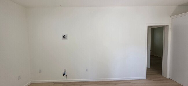 Building Photo - Newly Built 2BR/1BA ADU | In-Unit Laundry | Historic Niles Fremont