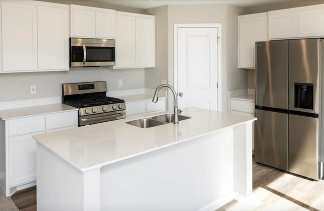 Building Photo - 3214 Kady Ave NE