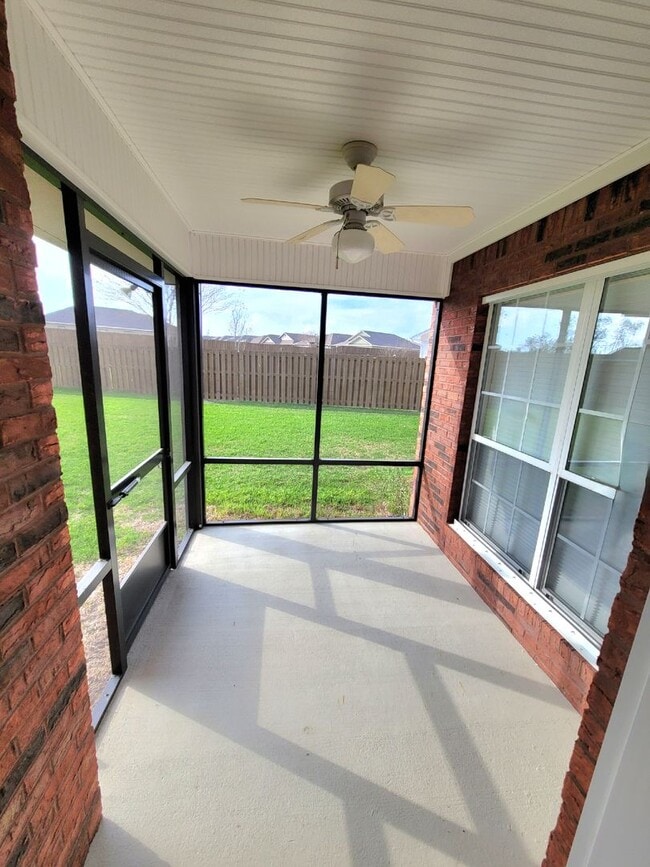 Building Photo - The Landings-Lynn Haven