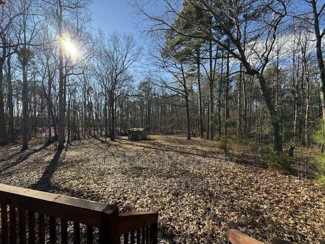 Building Photo - 727 Chalklevel Rd