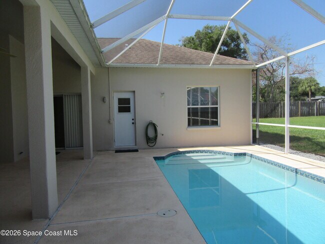 Building Photo - 1804 Abbeyridge Dr