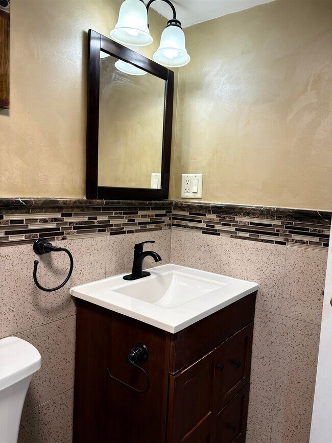Building Photo - 9 Louisburg Square
