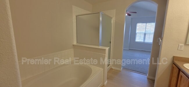 Building Photo - 1381 S Dayton Ct