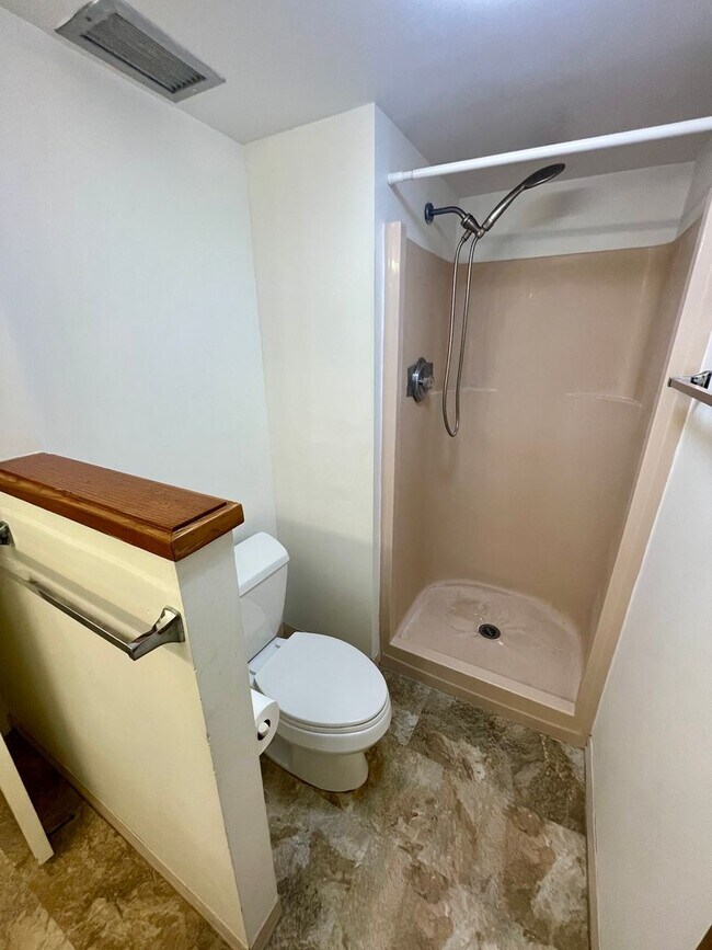 Building Photo - Cool, 2nd Floor Gardenview, Mauna Luan Unit