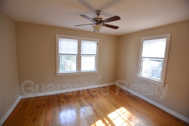 Building Photo - 119 N Longfellow Blvd