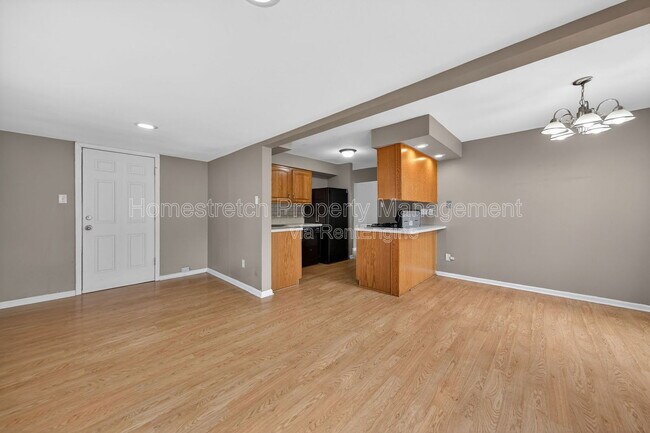 Building Photo - 10201 Surf Dr