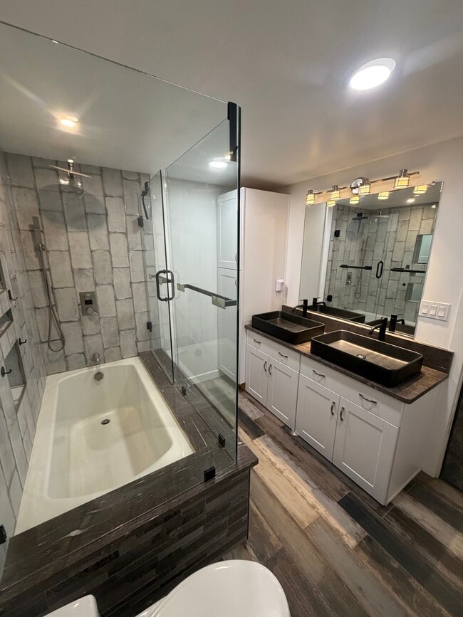 Building Photo - 6222 Alkire Ct