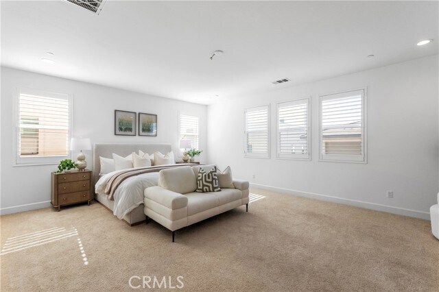 Building Photo - 105 Shear