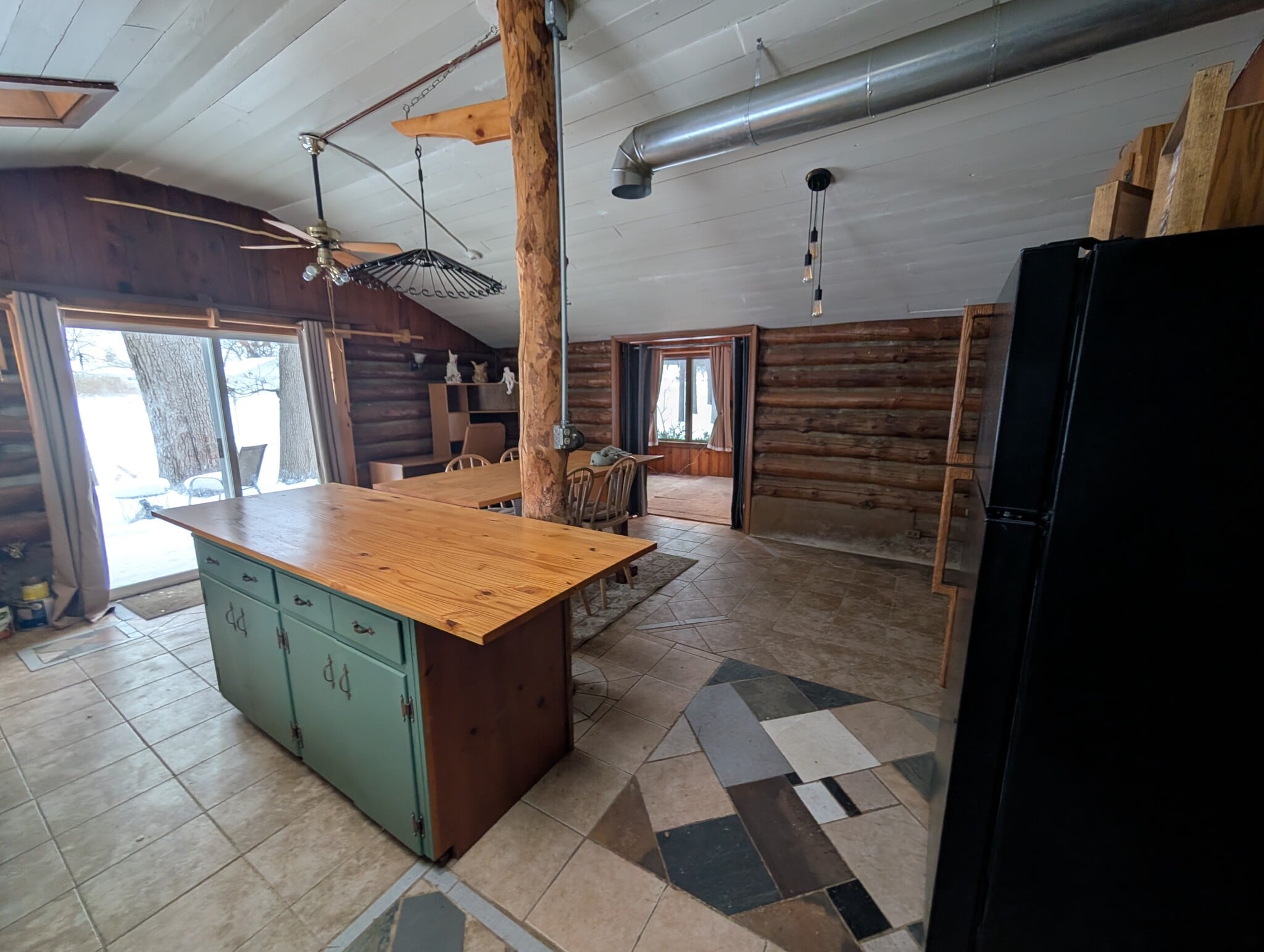 Building Photo - 8970 E Gull Lake Dr