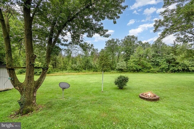 Building Photo - 6117 Nassau Rd
