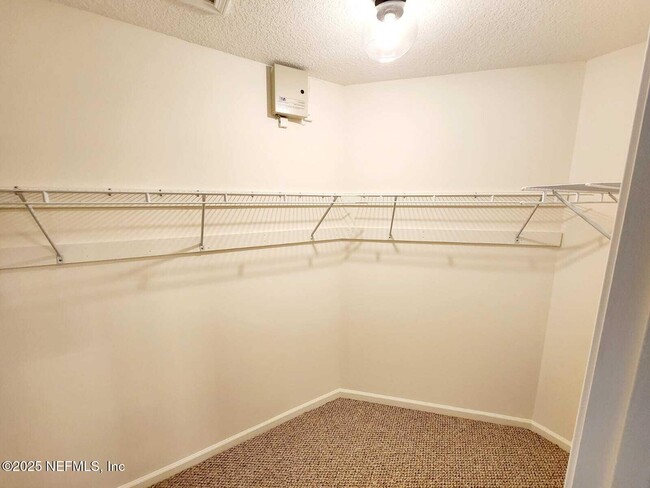 Building Photo - 3910 Karissa Ann Pl E