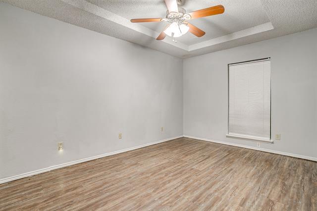 Building Photo - 926 Irene St