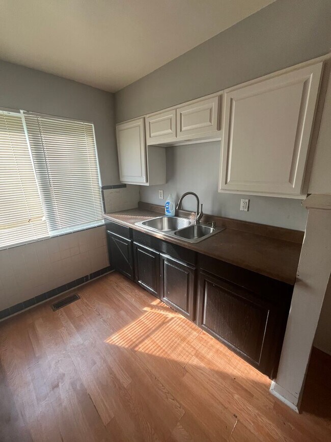 Building Photo - 3065 Bracken Woods Ln