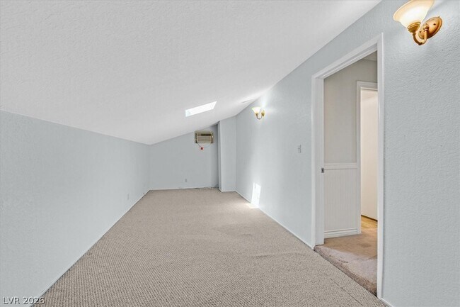 Building Photo - 2238 Marlboro Dr