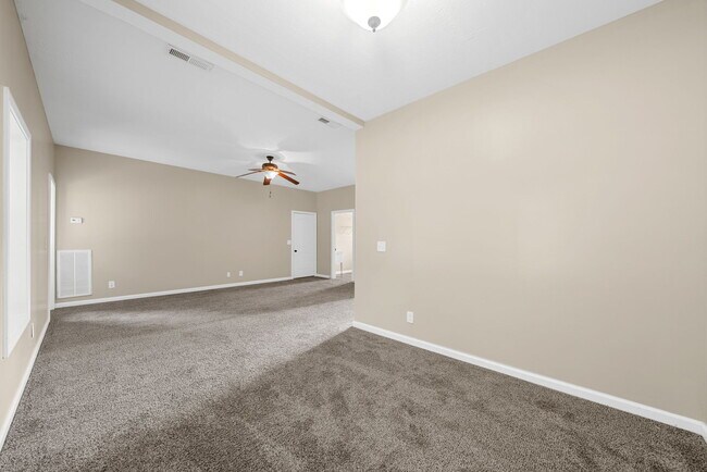 Building Photo - 1227 Brigade Dr