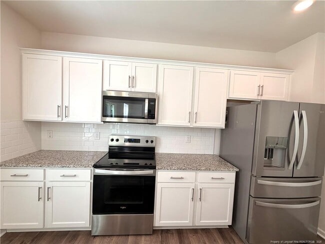 Building Photo - 305 Roberts Pl