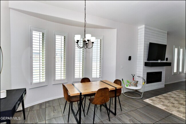 Building Photo - 224 Glenlivet Way