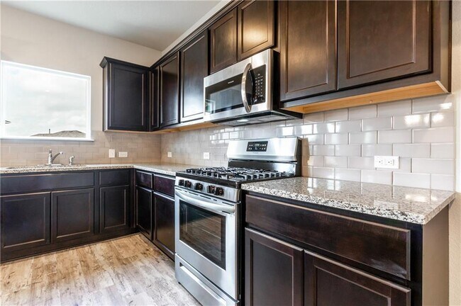 Building Photo - 2718 Bridekirk Dr